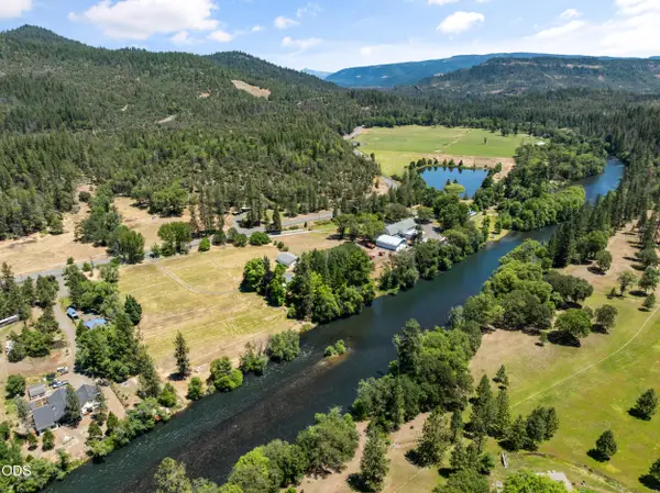 29560 Oregon 62, Trail, OR 97541