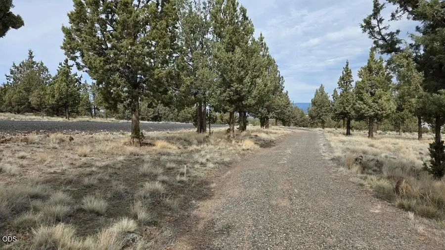 6648 SE Night Hawk Drive, Prineville, OR 97754 - #2