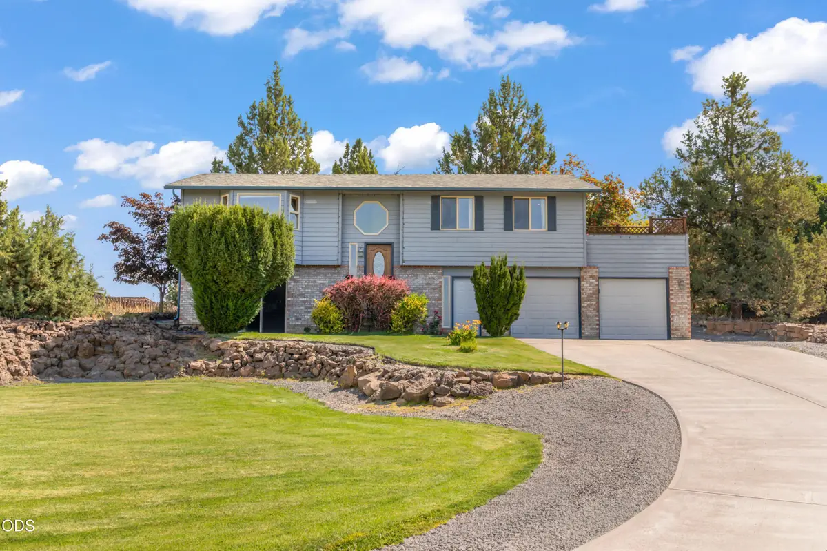 63552 Boyd Acres Road, Bend, OR 97701 - #1