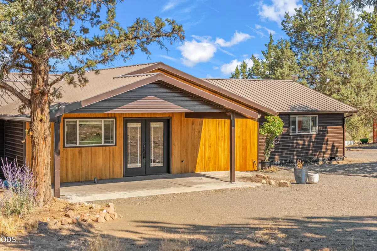 7043 SW Highland Drive, Powell Butte, OR 97753 - #1