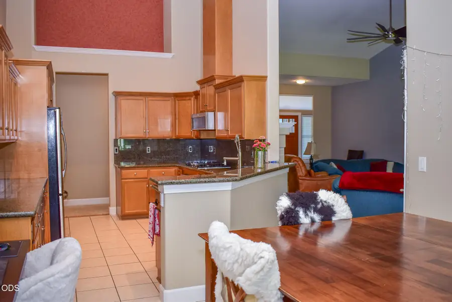 94 Skyhawk Drive, Eagle Point, OR 97524 - #2
