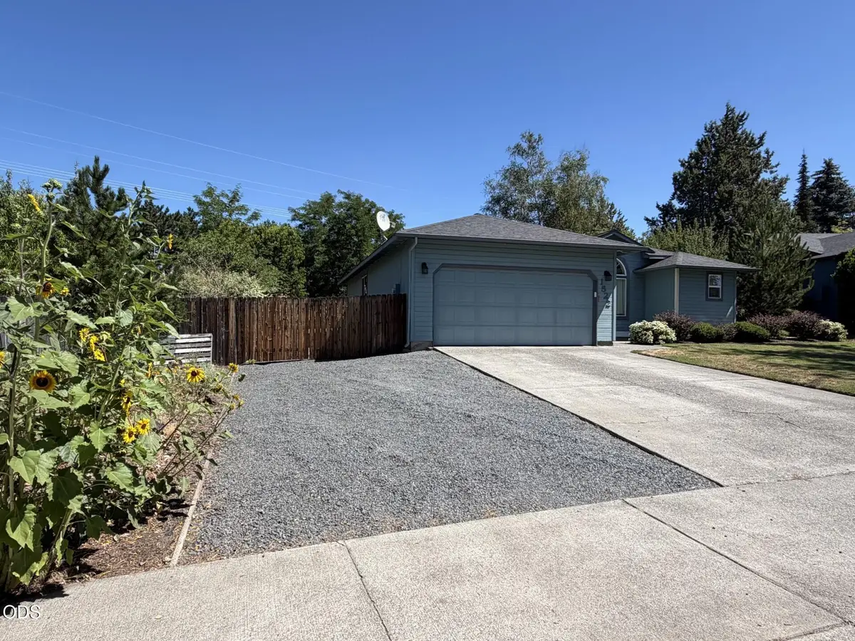 1522 NE Locksley Drive, Bend, OR 97701 - #1