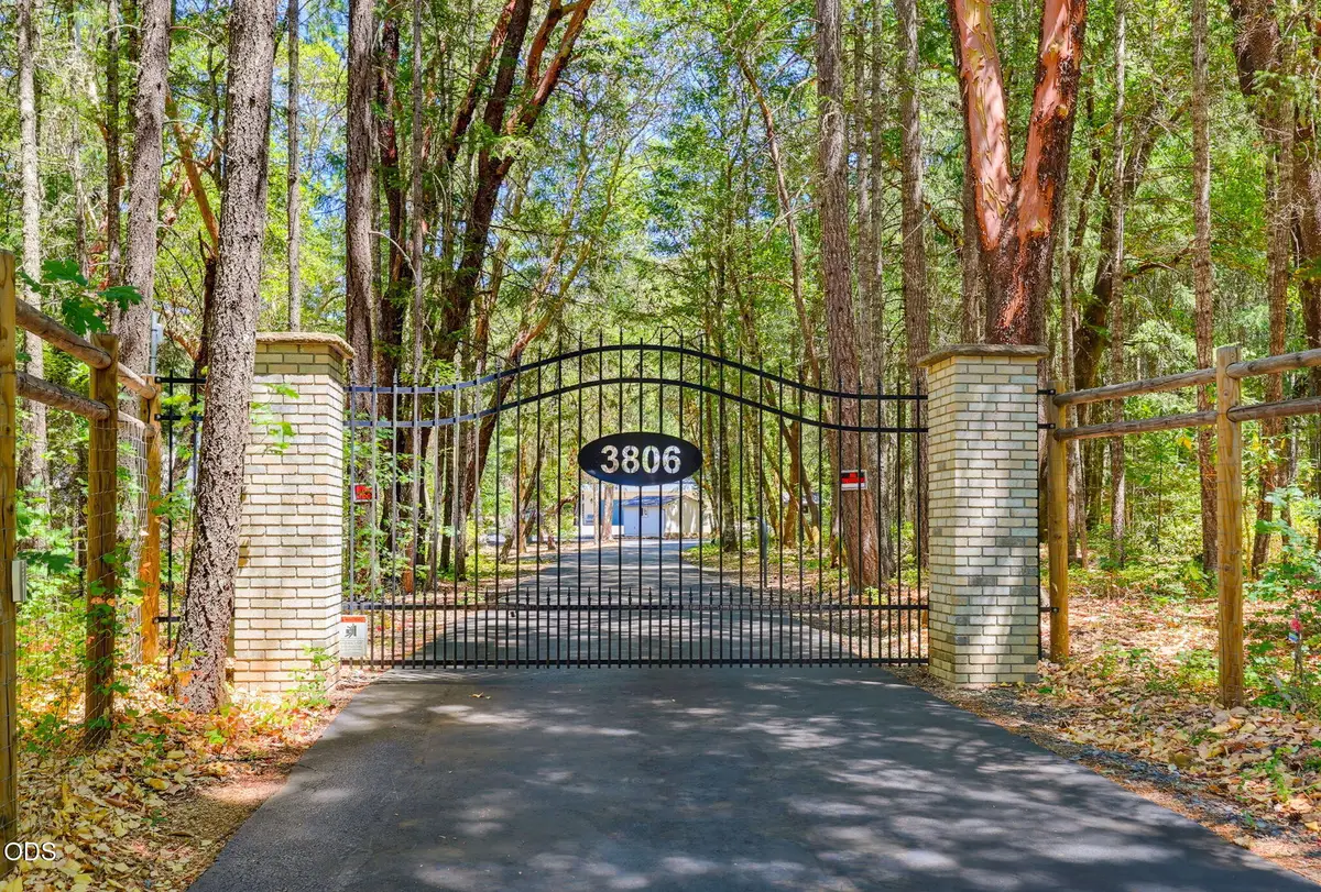3806 Jumpoff Joe Creek Road, Grants Pass, OR 97526 - #1