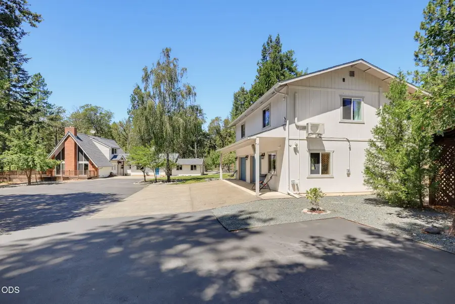 3806 Jumpoff Joe Creek Road, Grants Pass, OR 97526 - #2
