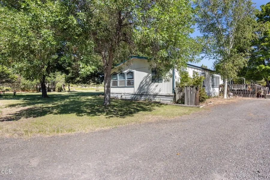 21010 Yeoman Road, Bend, OR 97701 - #2