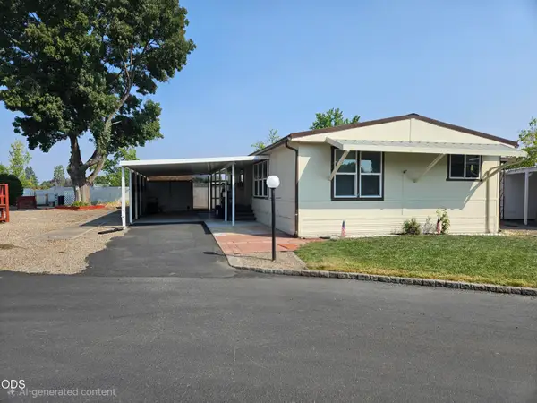 2385 Table Rock Road #SPC 102, Medford, OR 97501