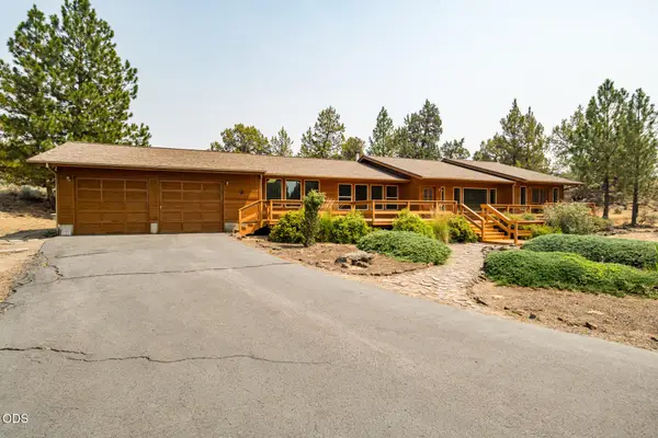 64502 Mcgrath Road, Bend, OR 97701