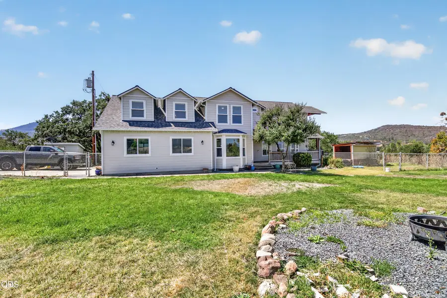 1350 Dry Creek Road, Eagle Point, OR 97524 - #3