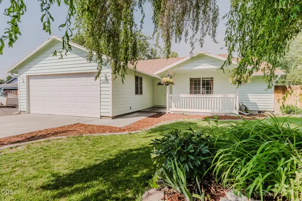2635 NE Yellowpine Road, Prineville, OR 97754