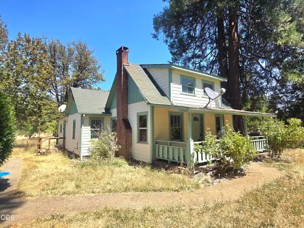 4490 Holland Loop Road, Cave Junction, OR 97523