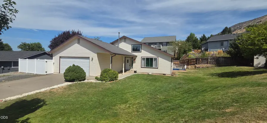 445 Havencrest Court, Klamath Falls, OR 97603 - #2