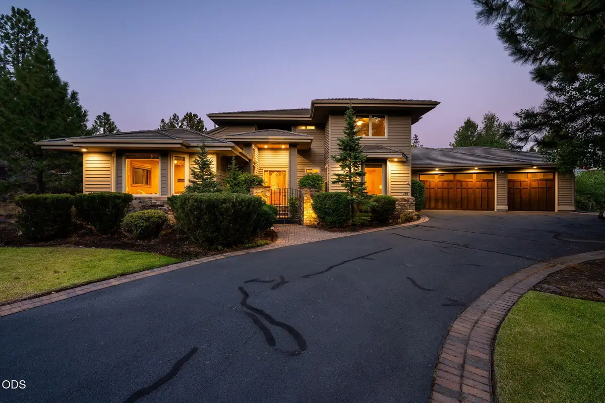 146 NW Skyliner Summit Loop, Bend, OR 97703 - #1
