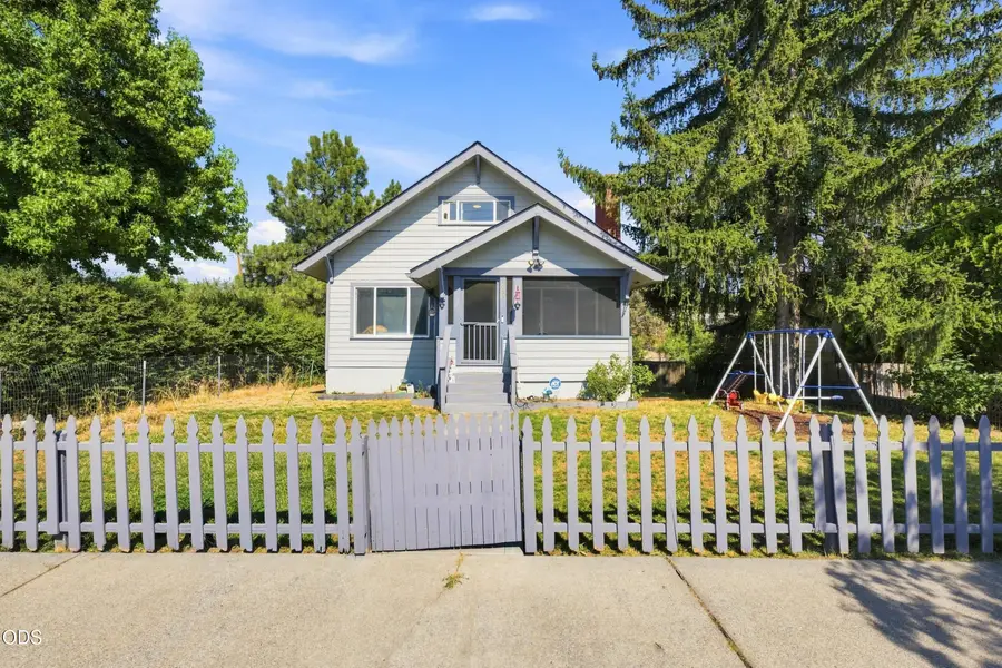 1055 California, Klamath Falls, OR 97601 - #2