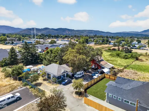 978 Cherry Street, Medford, OR 97501