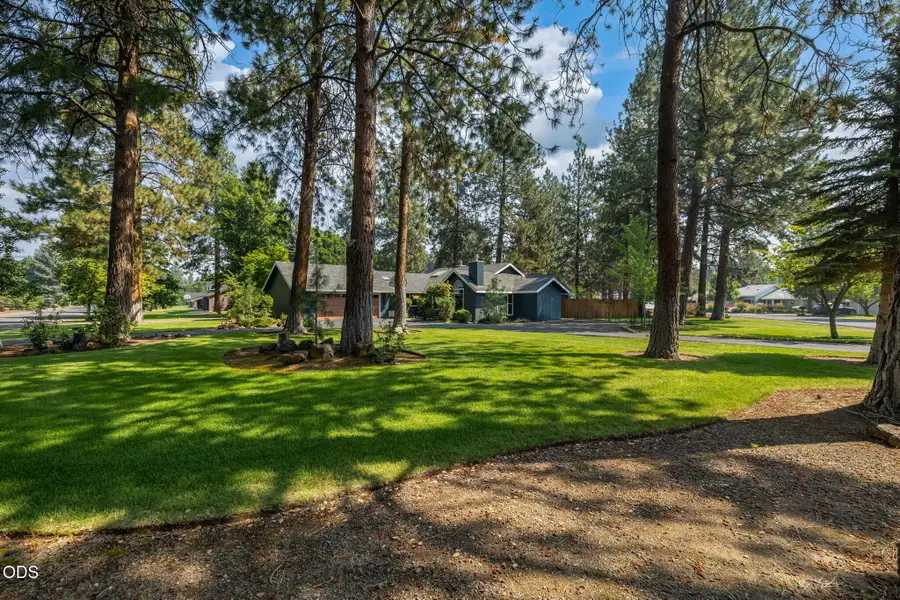 21001 SE King Hezekiah Way, Bend, OR 97702 - #3