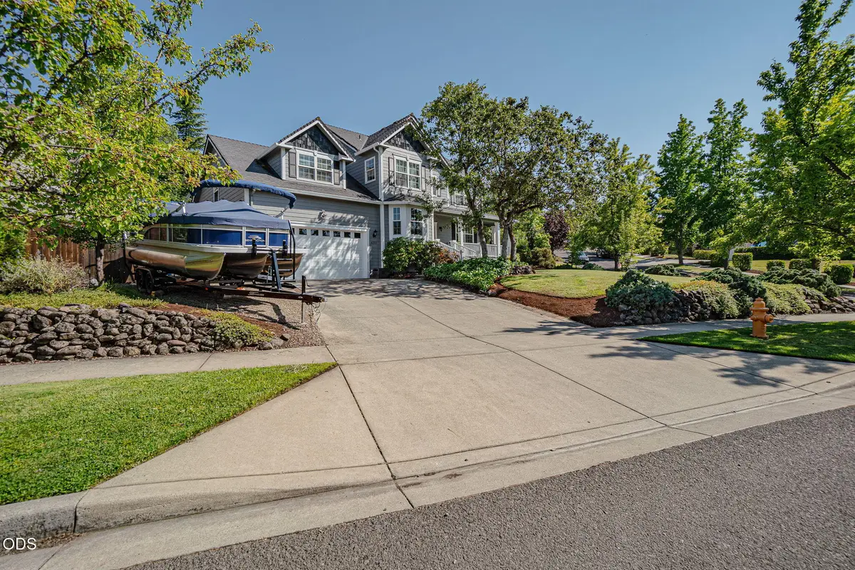 4110 Hemlock Drive, Medford, OR 97504 - #1