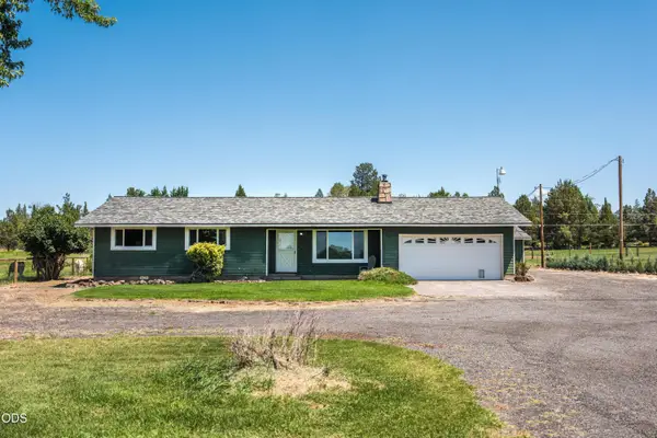 1714 NW 53rd Street, Redmond, OR 97756