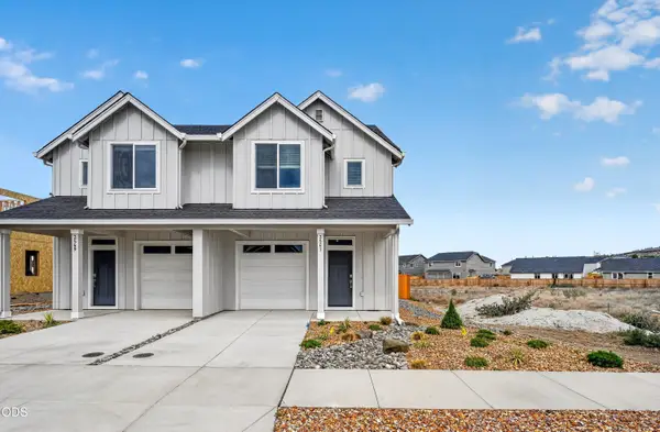 3549 NW 7th Street, Redmond, OR 97756