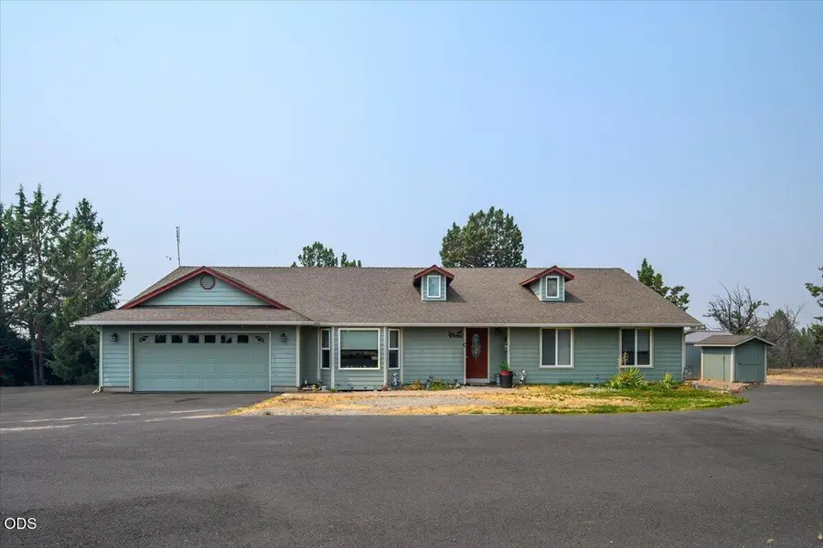118 SW Bent Loop, Powell Butte, OR 97753 - #3