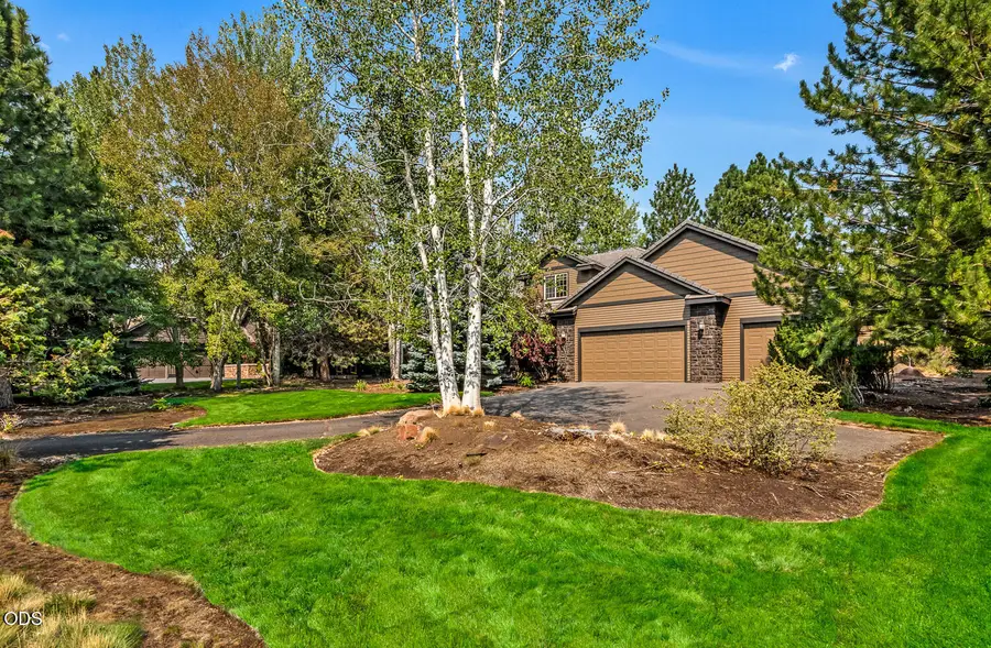 61524 Tam Mcarthur Loop, Bend, OR 97702 - #2