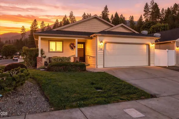 110 Westbrook Drive, Rogue River, OR 97537