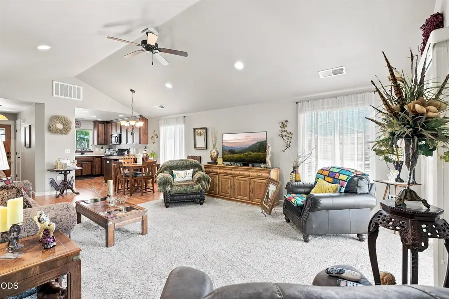 110 Westbrook Drive, Rogue River, OR 97537 - #3