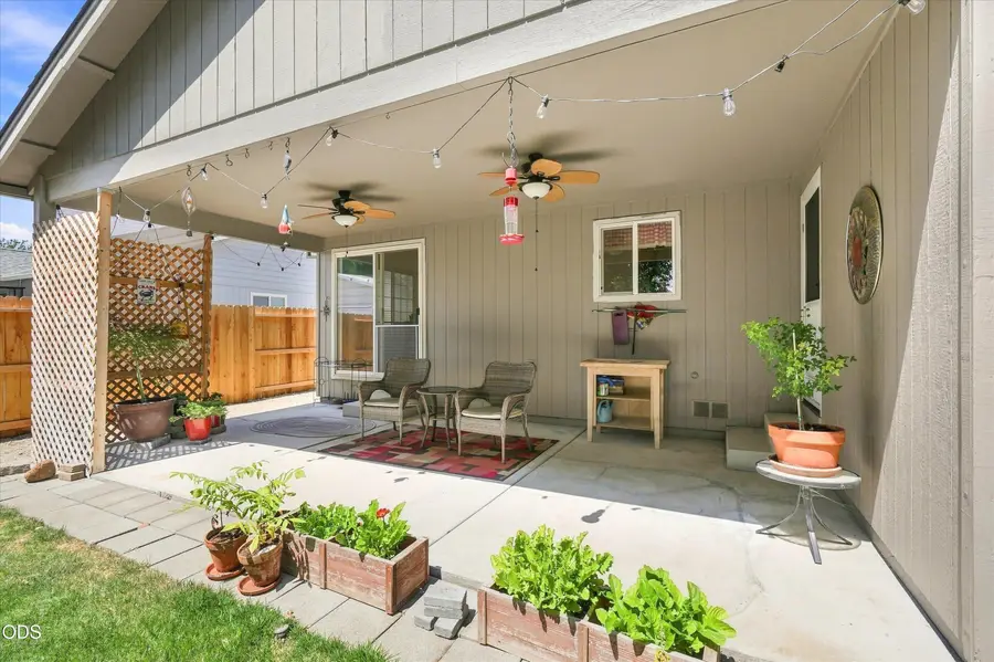 468 Westminster Drive, Eagle Point, OR 97524 - #2