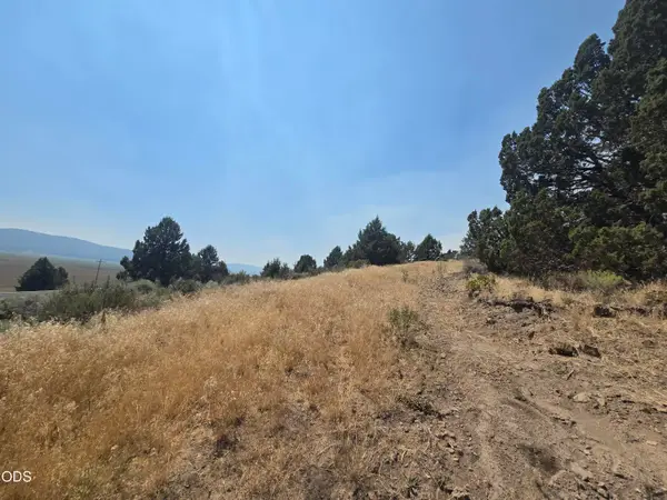 Drews Road #7, Sprague River, OR 97639