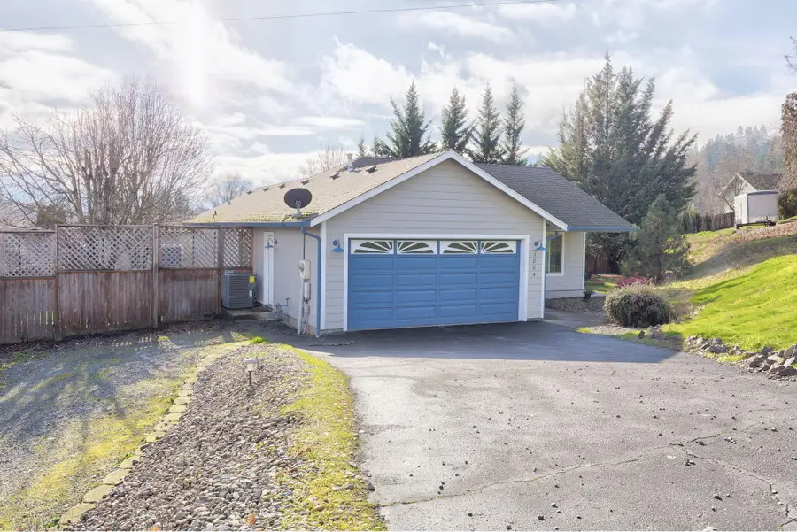 1884 SW Allen Creek Road, Grants Pass, OR 97527 - #2