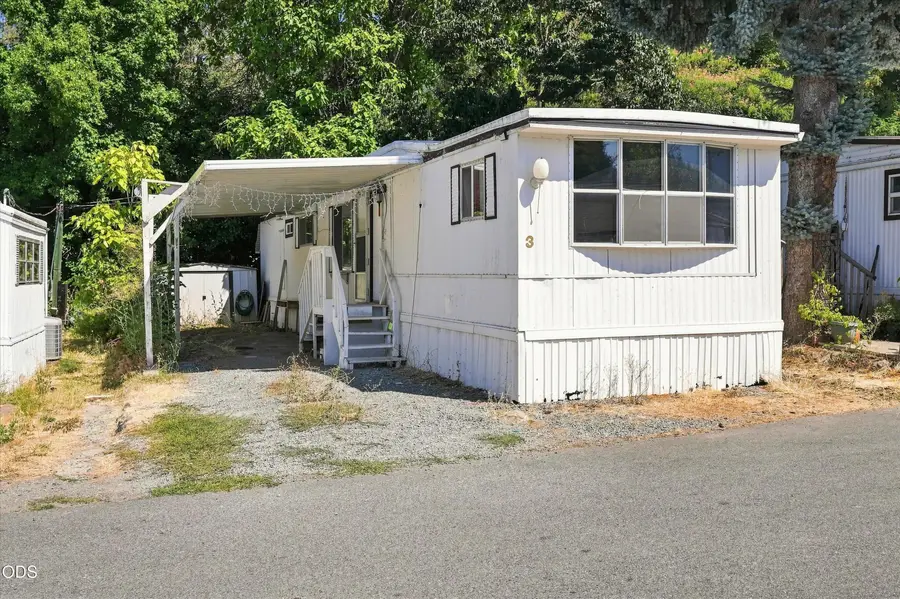 7001 Rogue River Highway #SPC 3, Grants Pass, OR 97527 - #2