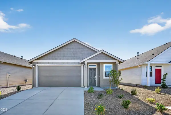 2650 NW 26th Loop North, Redmond, OR 97756