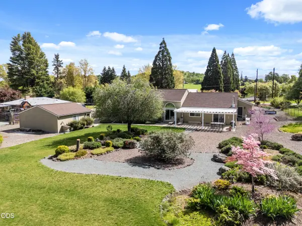 3248 Griffin Creek Road, Medford, OR 97501