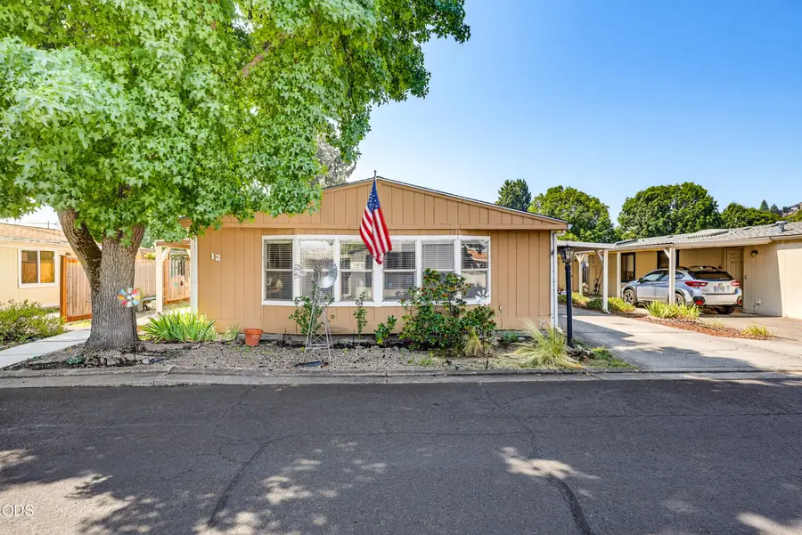 4624 S Pacific Highway #12, Phoenix, OR 97535 - #2