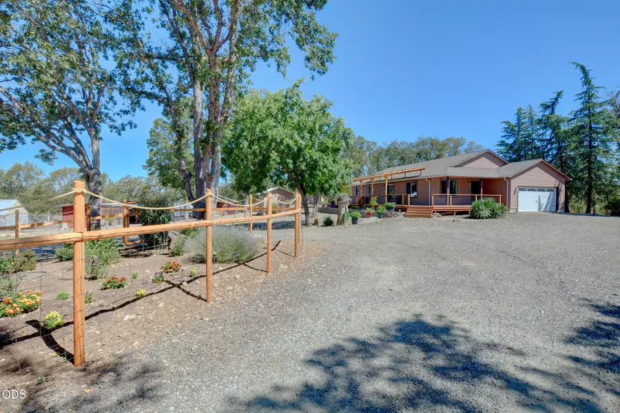 1765 Brownsboro-meridian Road, Eagle Point, OR 97524 - #2