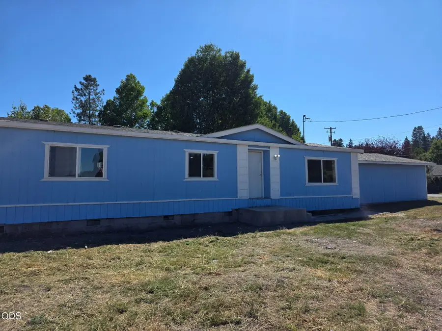 315 N Baker Avenue, Chiloquin, OR 97624 - #2