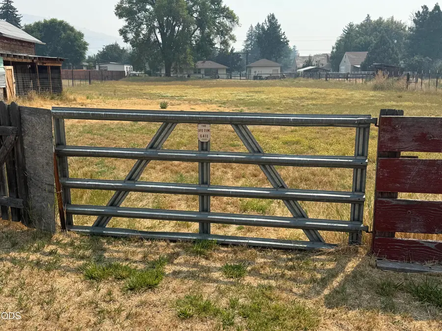 2531 Kane Street, Klamath Falls, OR 97603 - #2
