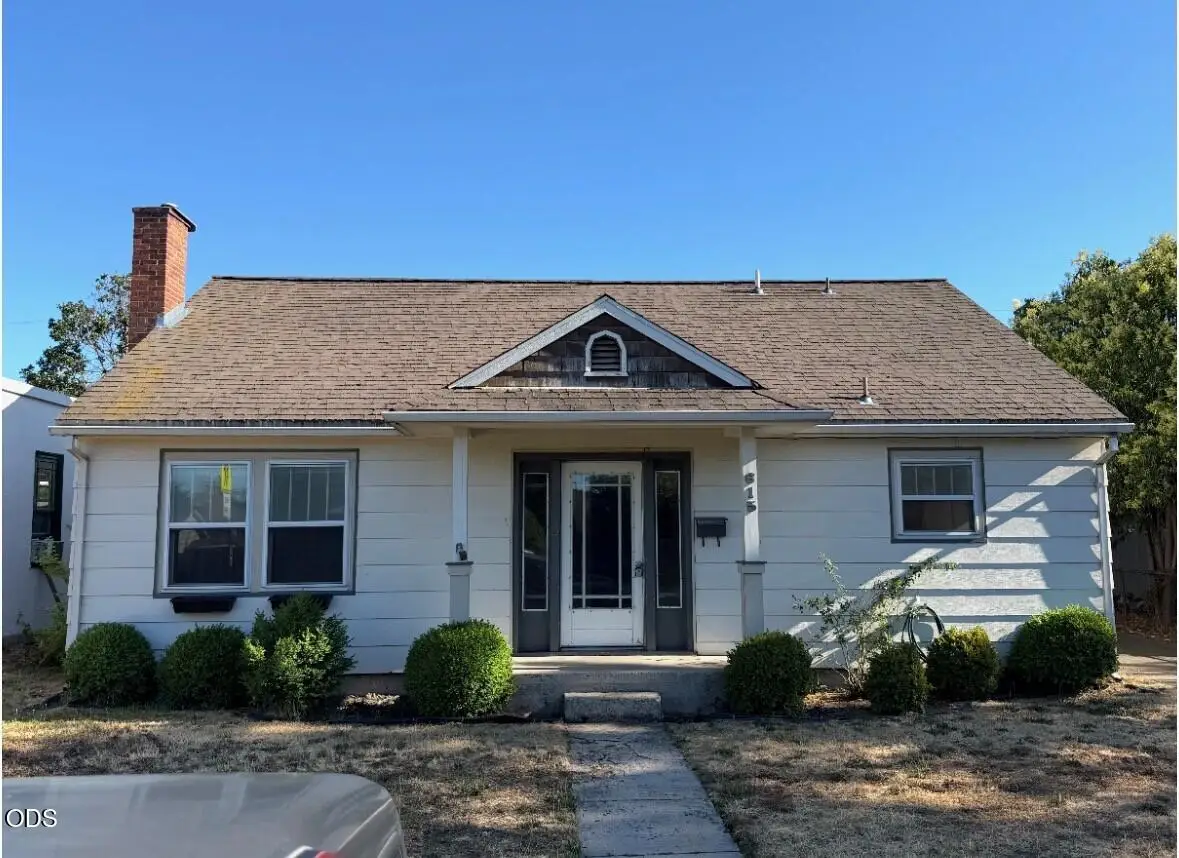 615 W 2nd Street, Medford, OR 97501 - #1
