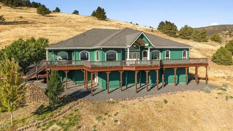 3427 Plum Hill Road, Klamath Falls, OR 97601 - #2