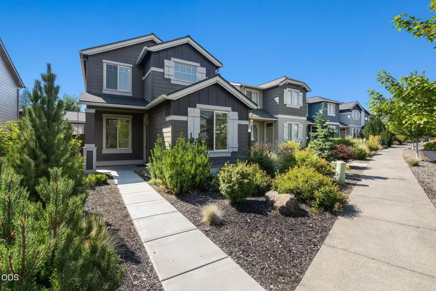 61065 SE Sydney Harbor Drive, Bend, OR 97702 - #2