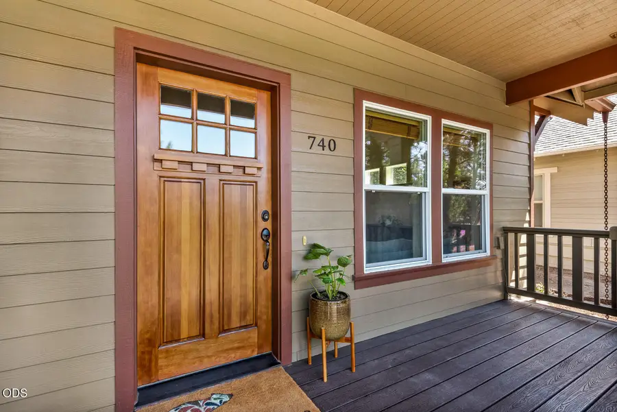 740 NW Mount Washington Drive, Bend, OR 97703 - #2