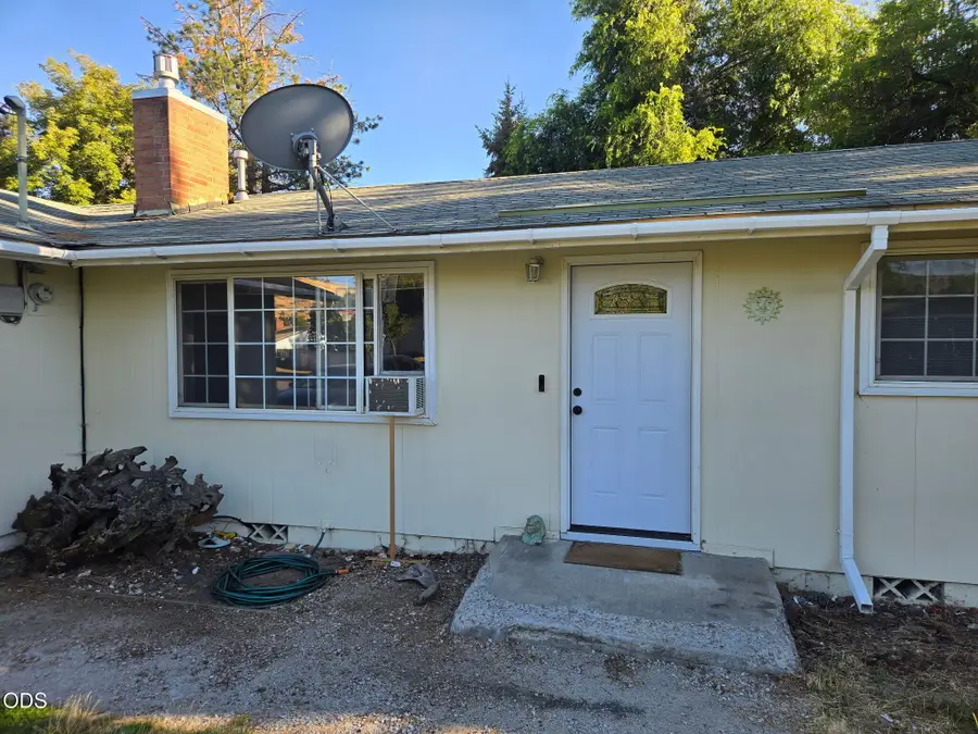 5608 Bel Aire Drive, Klamath Falls, OR 97603 - #2