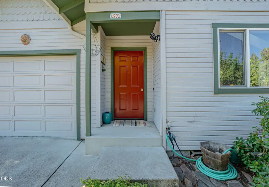 1302 Mill Pond Road, Ashland, OR 97520 - #3