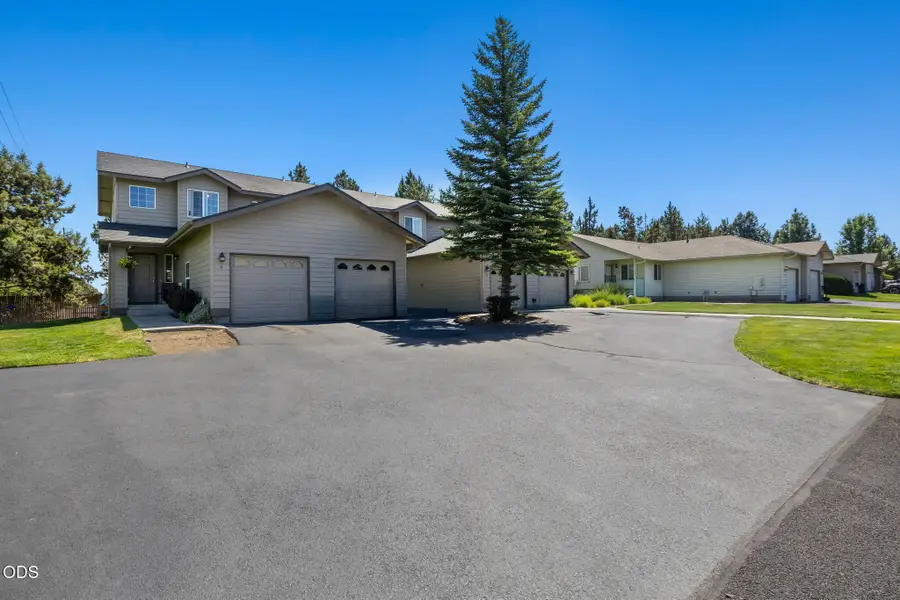 744 NE Savannah Drive, Bend, OR 97701 - #2