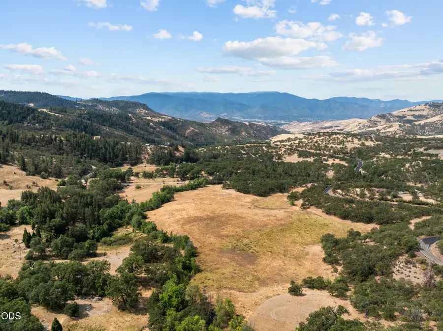 271 Cove Road, Ashland, OR 97520 - #2