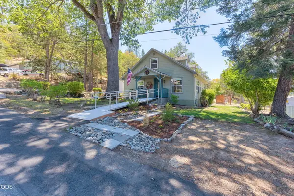 340 7th Street, Rogue River, OR 97537