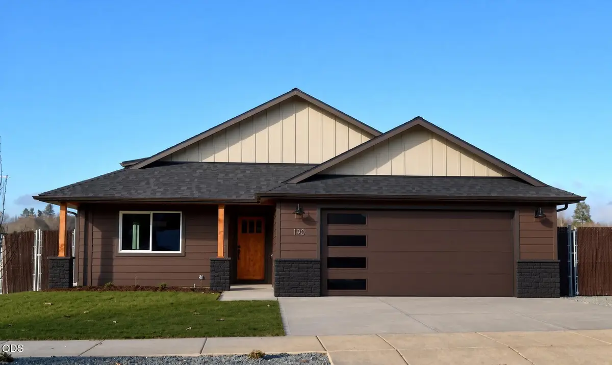205 SW Quiet Water Lane, Grants Pass, OR 97527 - #1