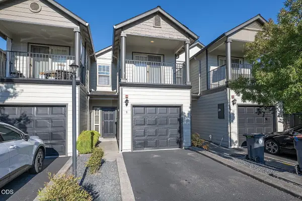 2210 E Barnett Road #9, Medford, OR 97504