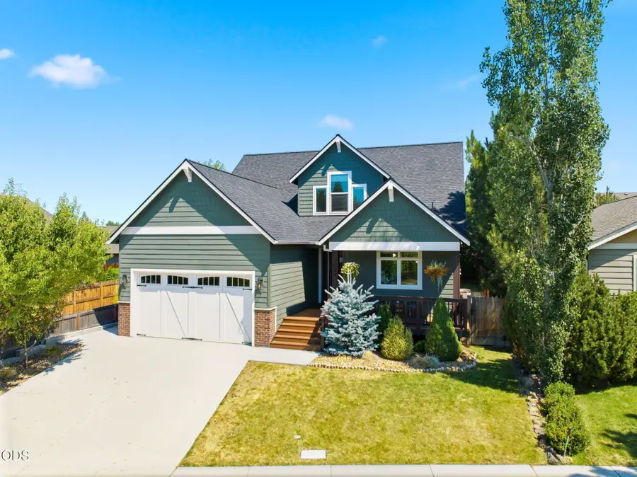 2044 NE Altura Drive, Bend, OR 97701 - #2