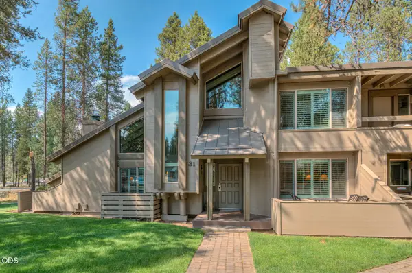 17636 Tennis Village Court, Sunriver, OR 97707