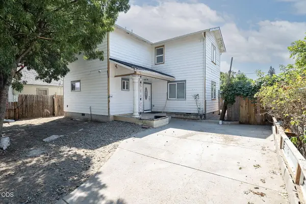 841 W 11th Street, Medford, OR 97501